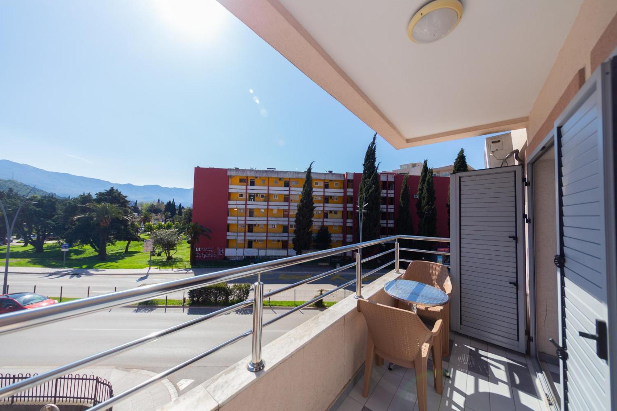 Sms Apartments Budva Exterior photo