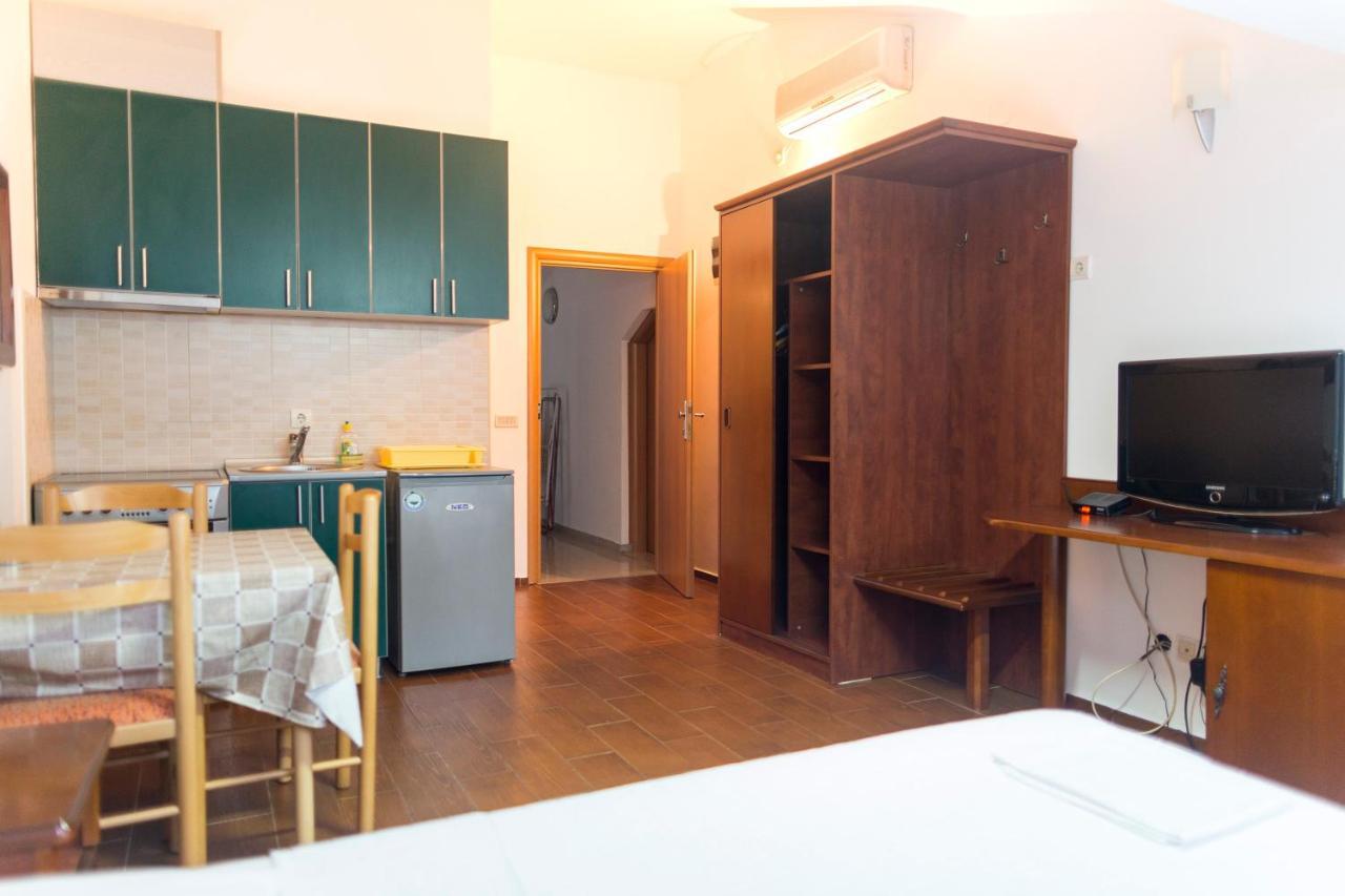Sms Apartments Budva Exterior photo