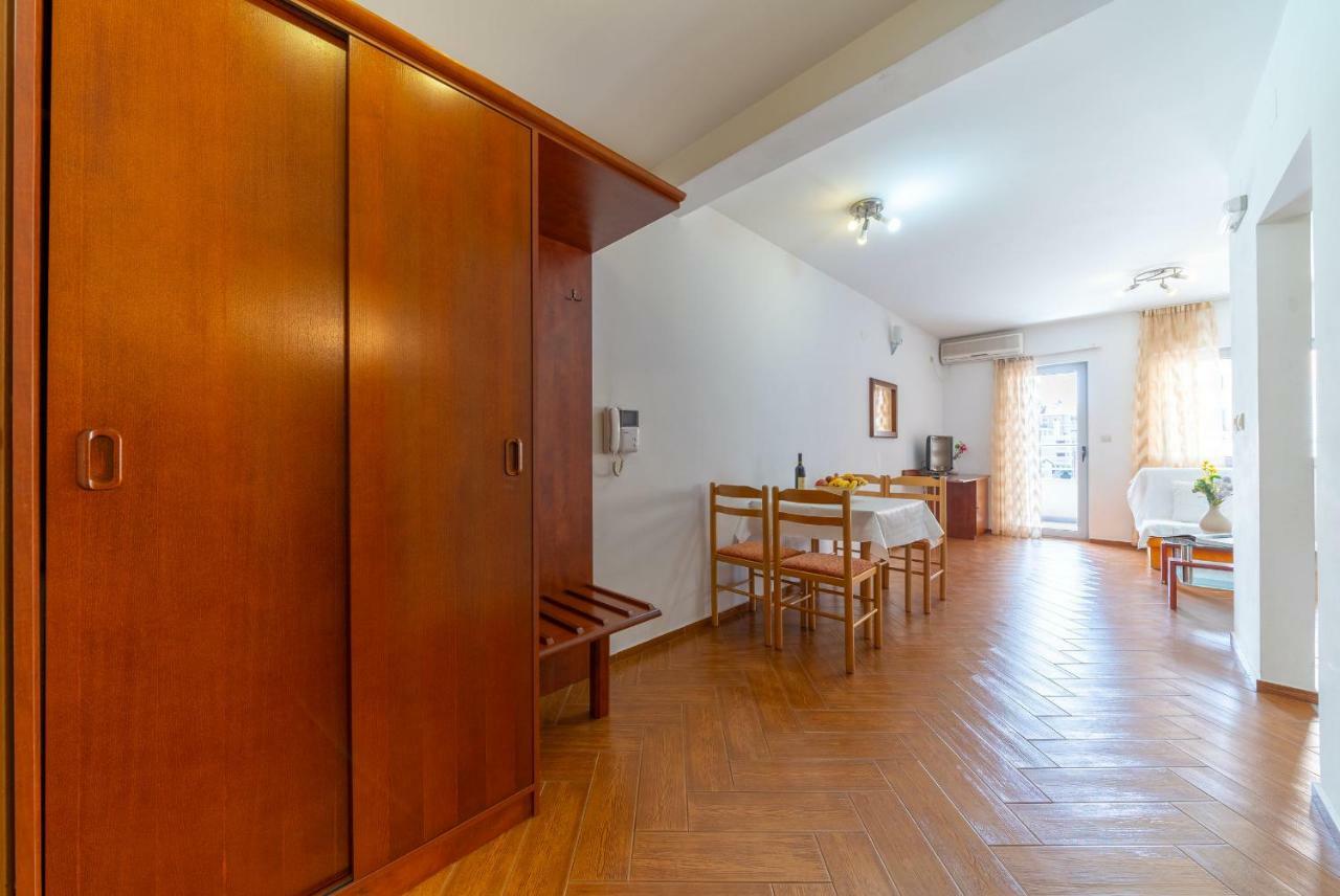 Sms Apartments Budva Exterior photo